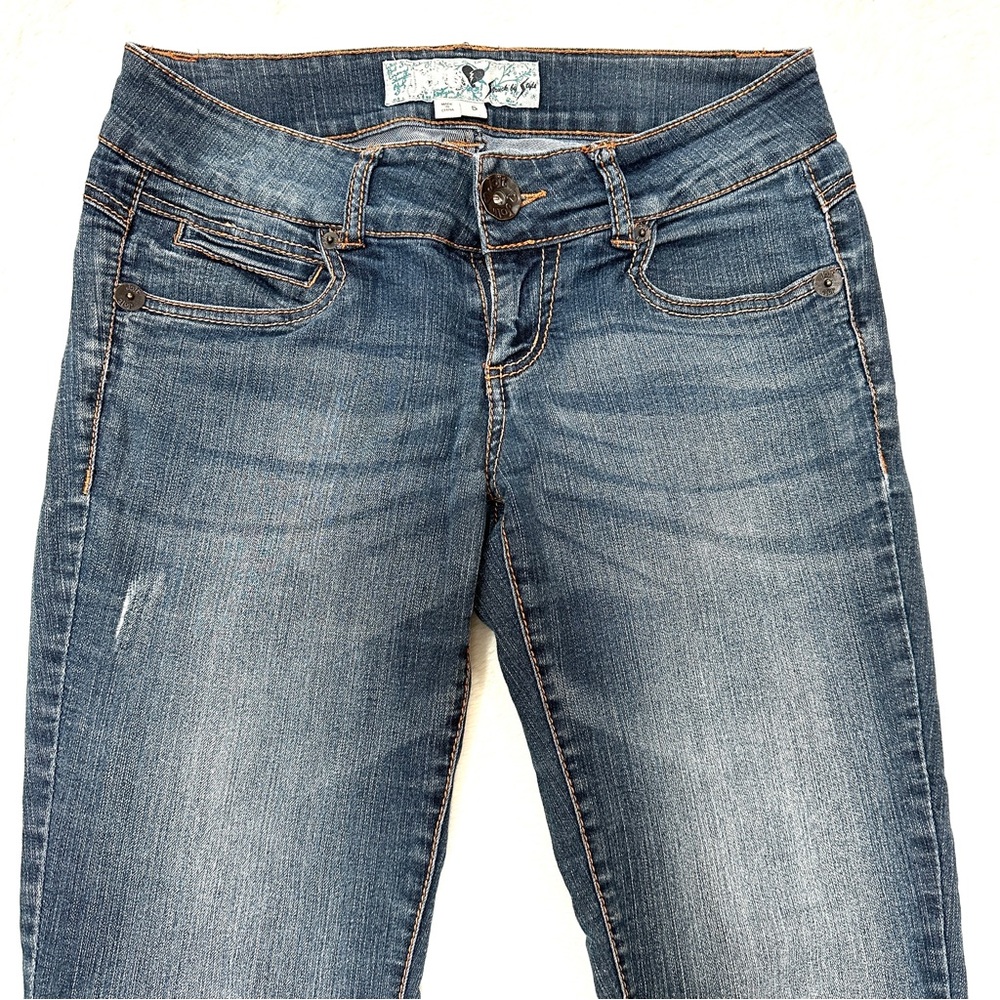 Faded Blue Skinny Jeans Embroidered Pockets Low Rise Stretch Denim Size 5 - Picture 4 of 6